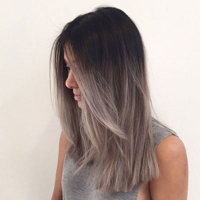 shatush grigio su capelli castani